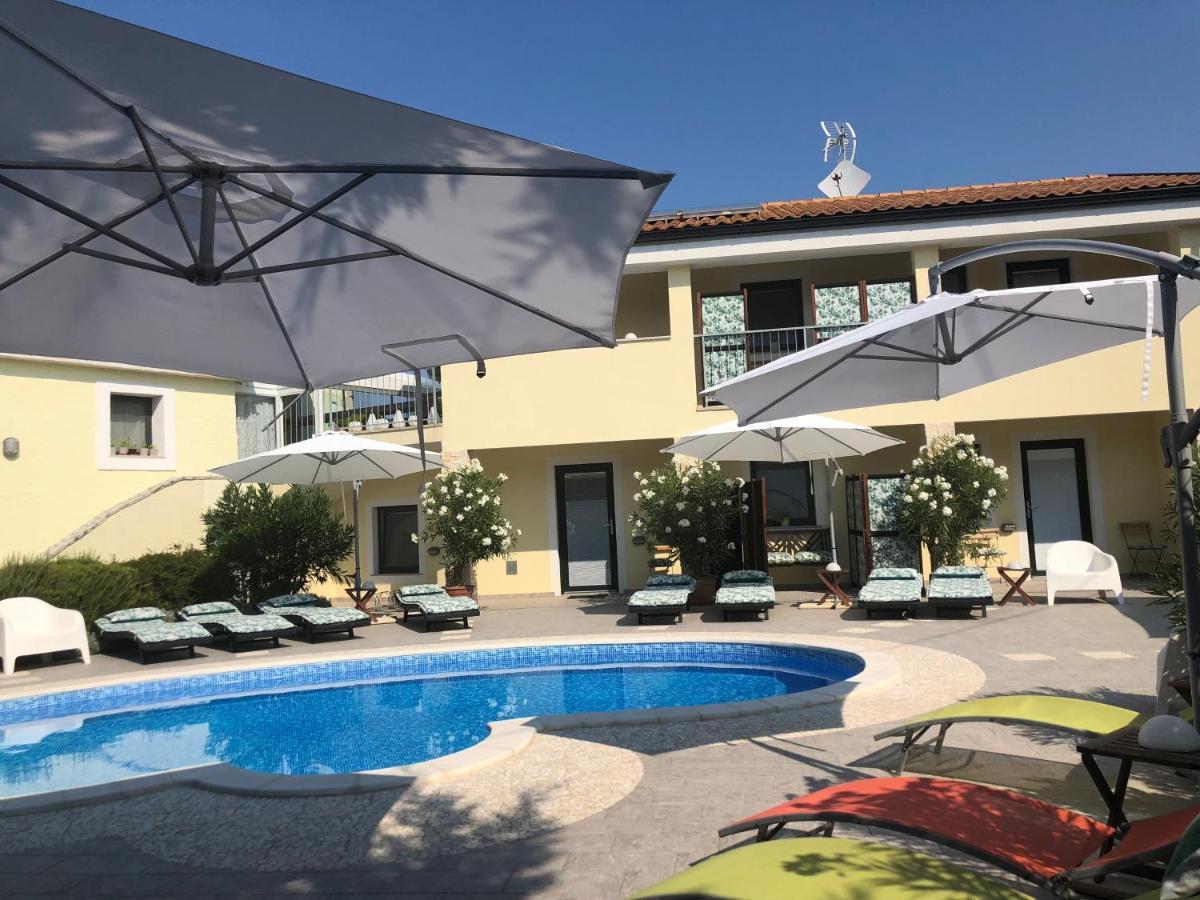 Elicriso Resort Rasopasno Экстерьер фото