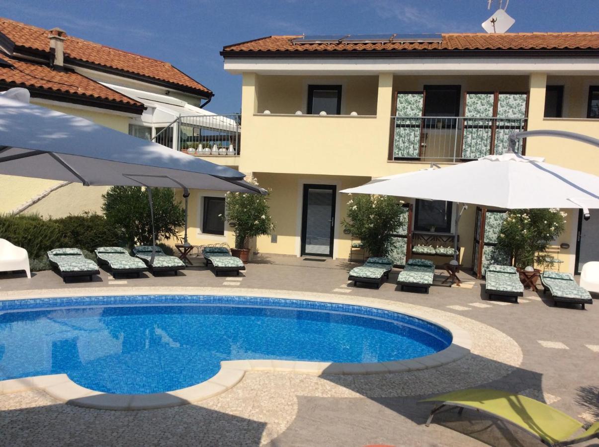 Elicriso Resort Rasopasno Экстерьер фото