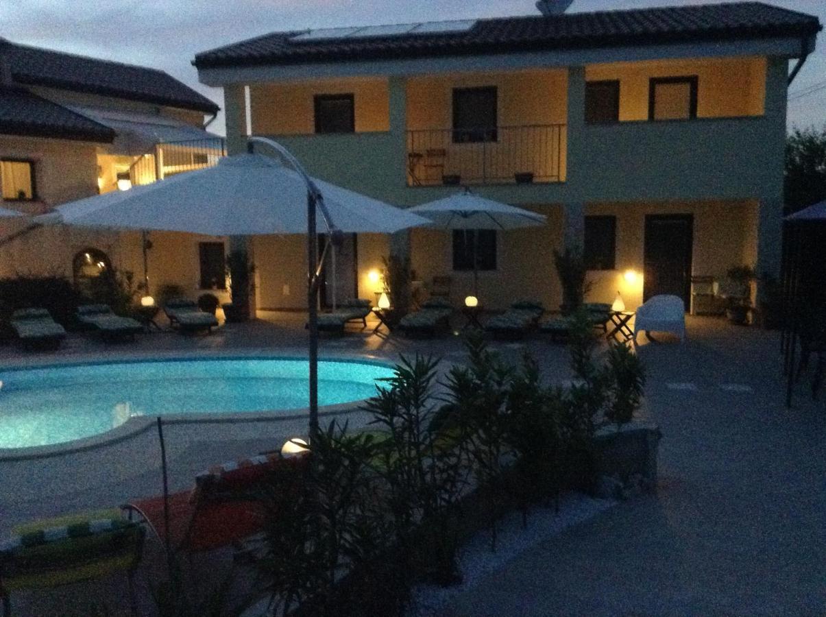Elicriso Resort Rasopasno Экстерьер фото